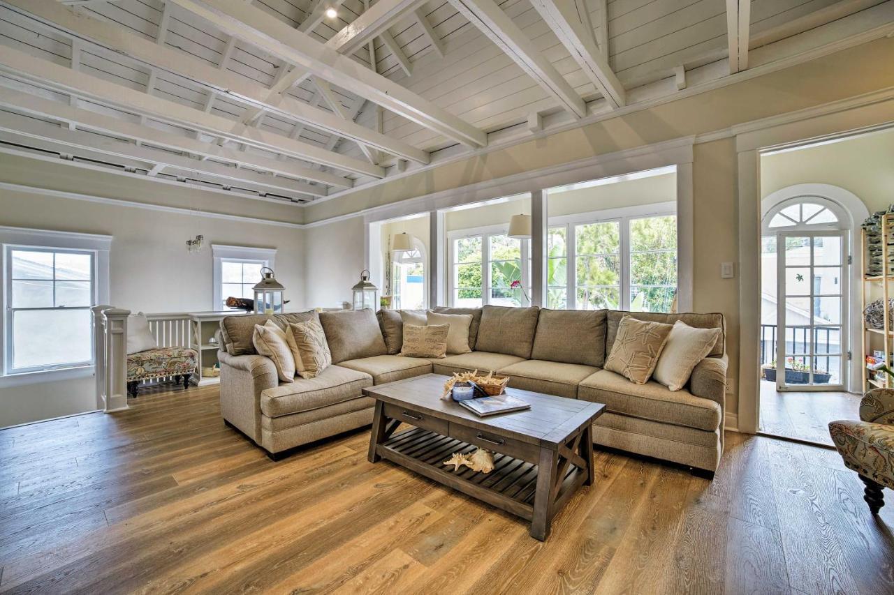 Charming Renovated Avalon Townhome, Walk To Beach! Exterior photo
