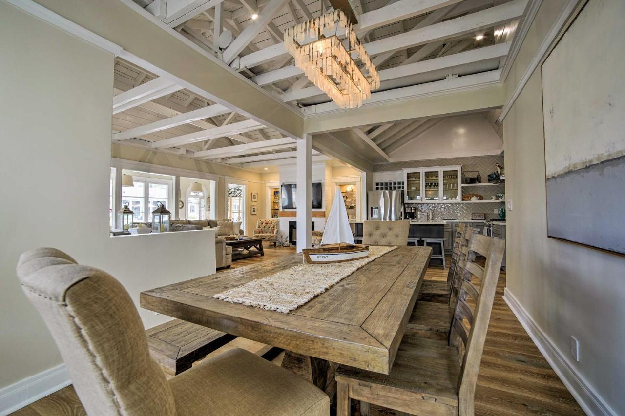 Charming Renovated Avalon Townhome, Walk To Beach! Exterior photo