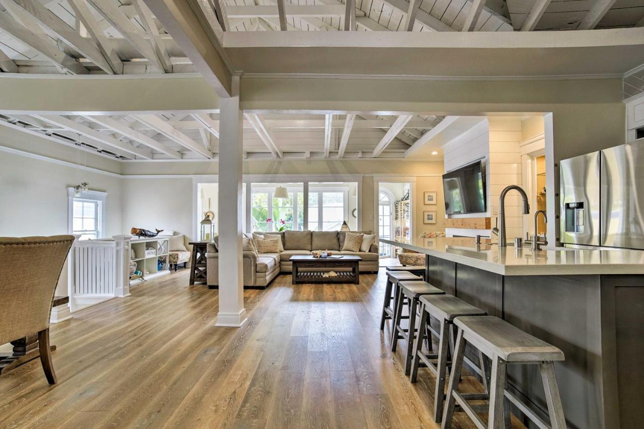 Charming Renovated Avalon Townhome, Walk To Beach! Exterior photo