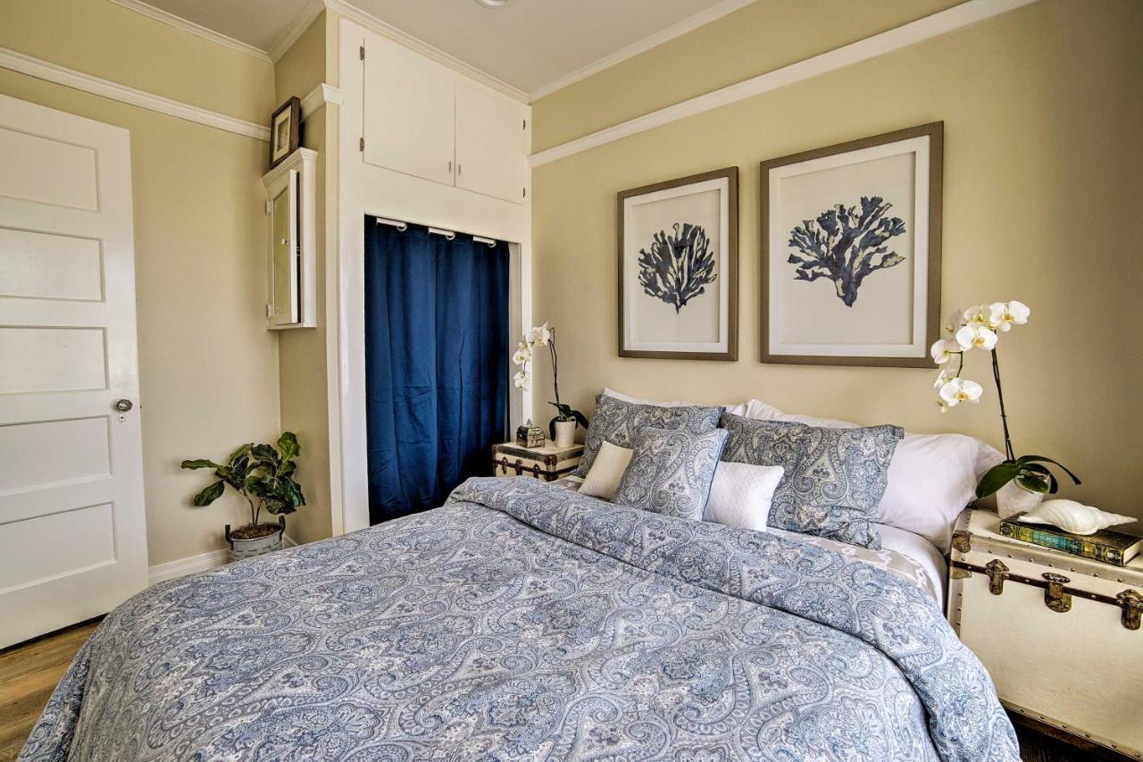 Charming Renovated Avalon Townhome, Walk To Beach! Exterior photo