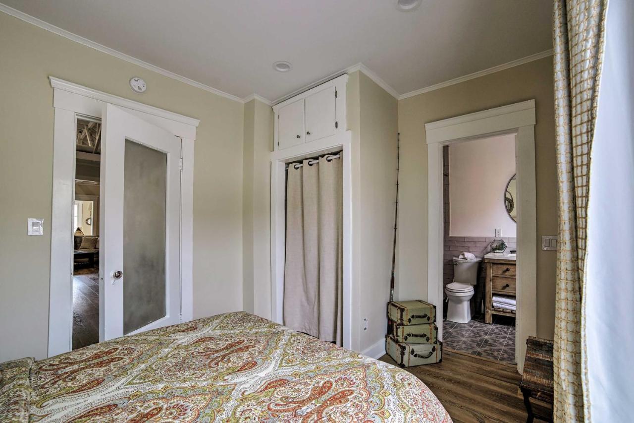 Charming Renovated Avalon Townhome, Walk To Beach! Exterior photo